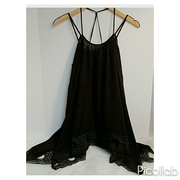 Handkerchief Lace Hem Tunic top - Picture 2 of 4